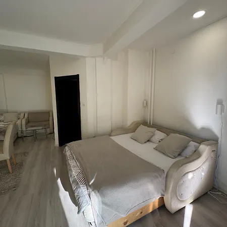 Dada Apartment